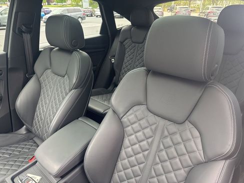 Certified 2024 Audi SQ5 Prestige AWD/4WD image 55