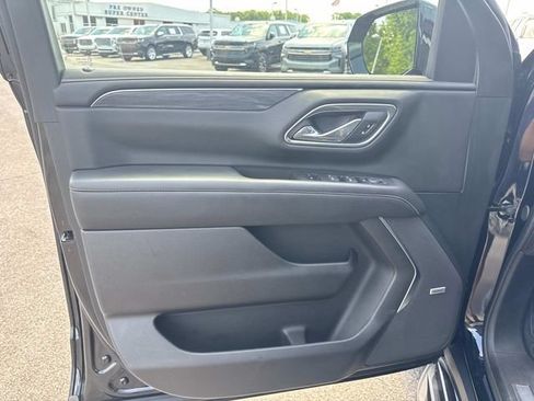 Used 2024 GMC Yukon XL SLT AWD/4WD image 26