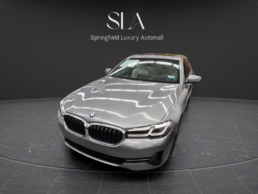 Used 2023 BMW 540i xDrive w/ Executive Package AWD/4WD image 3