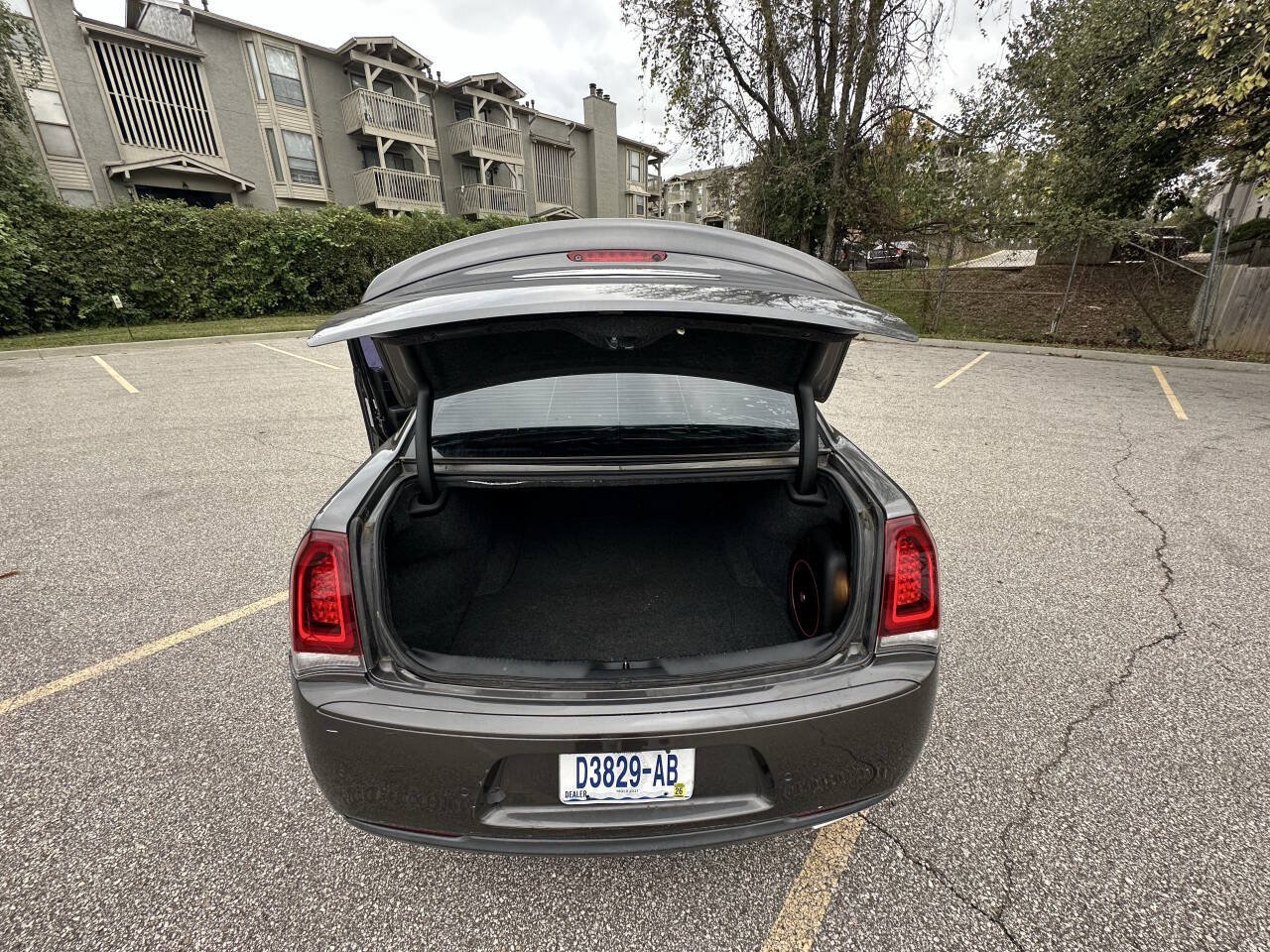 Used 2015 Chrysler 300 S w/ 300S Premium Group RWD image 4