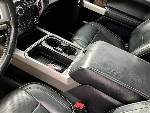 Used 2017 Ford F250 Lariat w/ Lariat Ultimate Package image 14