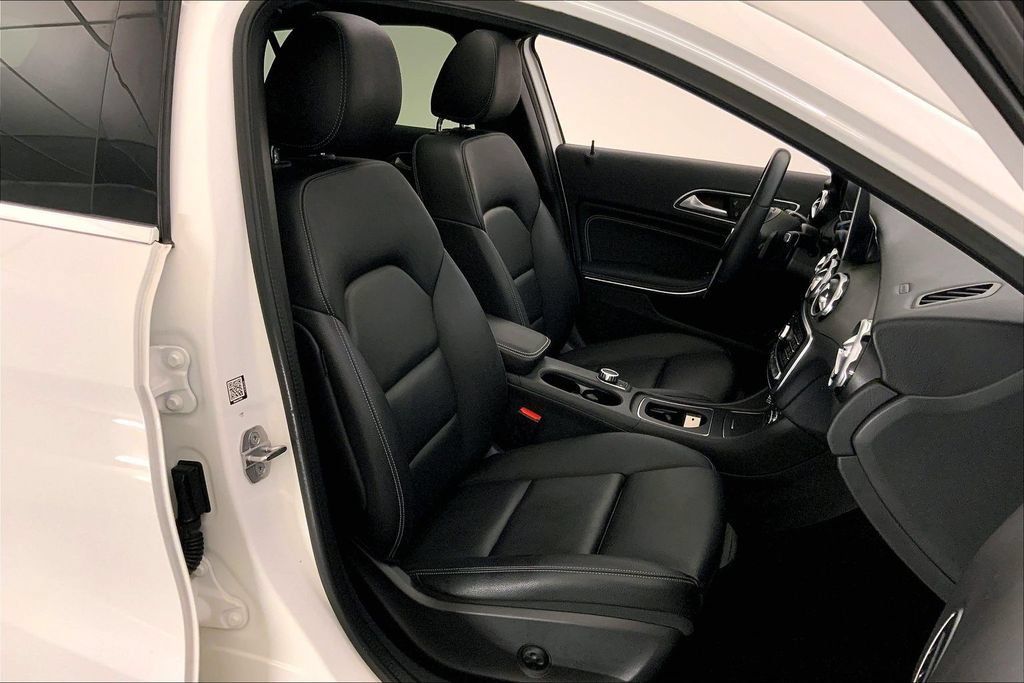 Used 2019 Mercedes-Benz GLA 250 4MATIC image 6