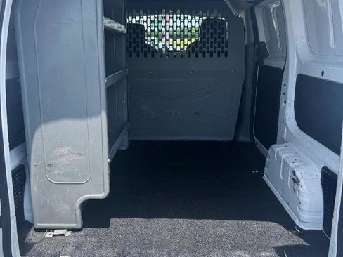 Used 2018 Nissan NV200 S image 19