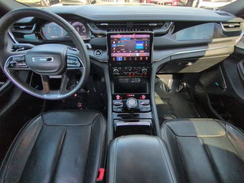 Used 2023 Jeep Grand Cherokee L Overland AWD/4WD image 15