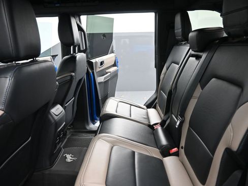 Used 2022 Ford Bronco Wildtrak image 16