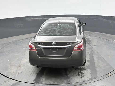 Used 2013 Nissan Altima 3.5 SV w/ Navigation Pkg FWD image 22