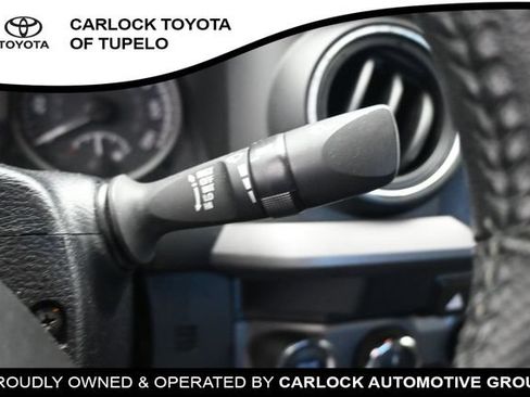 Used 2022 Toyota Tacoma TRD Sport AWD/4WD image 20