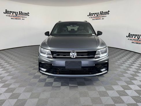 Used 2021 Volkswagen Tiguan SE R-Line image 7