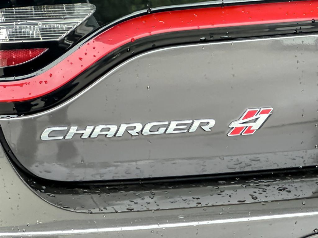 Used 2022 Dodge Charger SXT AWD/4WD image 24