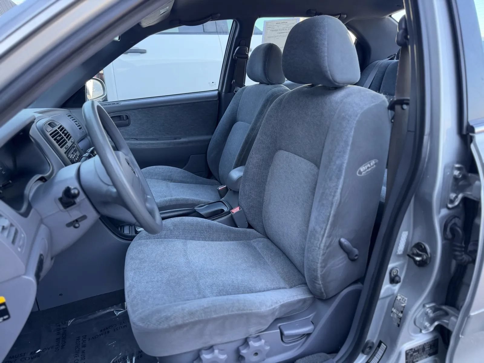 Used 2005 Kia Optima LX FWD image 14
