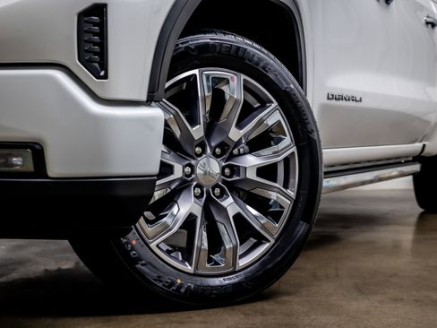Used 2024 GMC Sierra 1500 Denali w/ Denali Reserve Package image 24