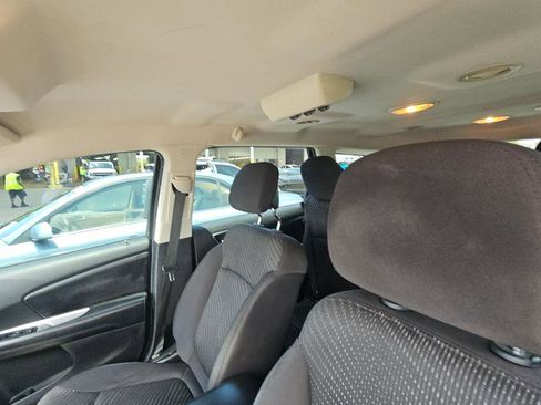 Used 2013 Dodge Journey American Value Package w/ Flexible Seating Group FWD image 13