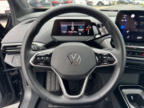 Certified 2023 Volkswagen ID.4 Pro S image 19