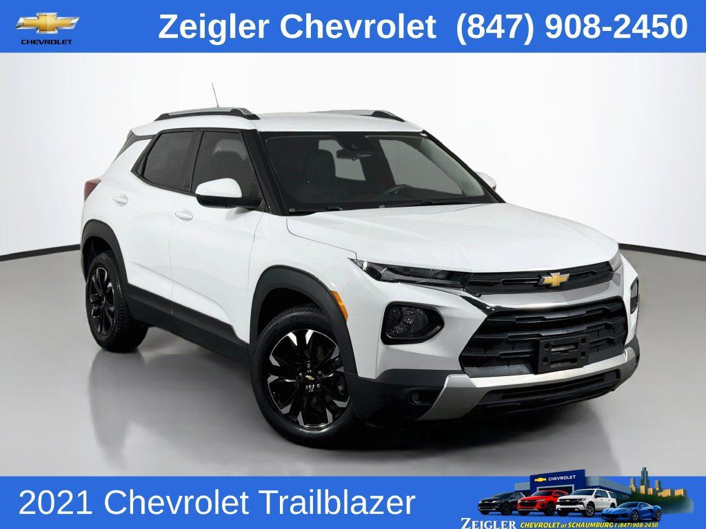 Used 2021 Chevrolet TrailBlazer LT FWD image 1