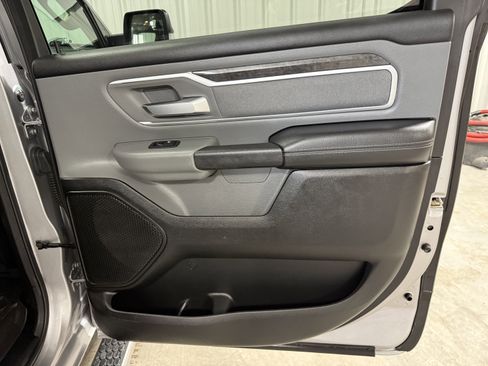 Used 2020 RAM 1500 Big Horn image 6