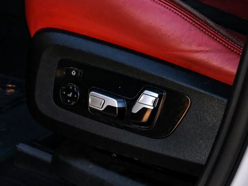 Used 2021 BMW X6 M w/ Competition Package image 38