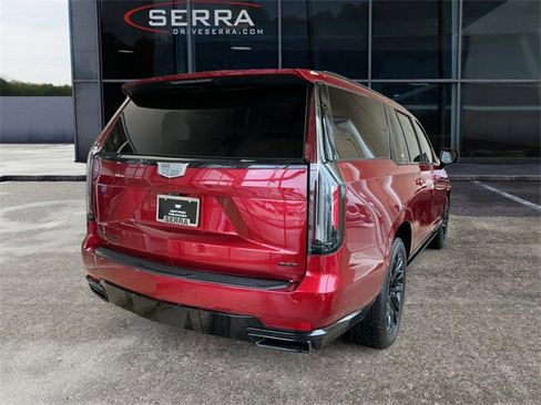 Certified 2023 Cadillac Escalade ESV Sport Platinum w/ LPO, ONYX Package image 4