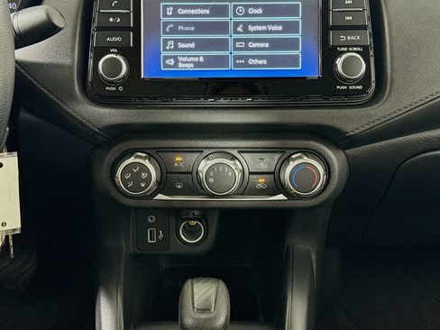 Used 2024 Nissan Versa S w/ Trunk Package FWD image 15