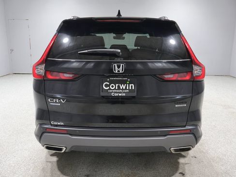 Used 2025 Honda CR-V Sport Touring image 3