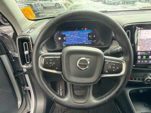 Used 2023 Volvo XC40 B5 Ultimate w/ Protection Package Premier AWD/4WD image 26