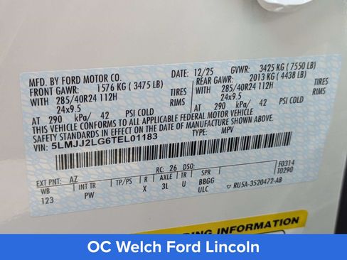 Certified 2026 Lincoln Navigator Reserve AWD/4WD image 18