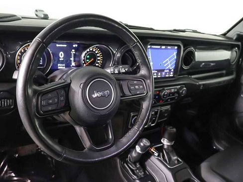 Used 2022 Jeep Wrangler Unlimited Sport image 20
