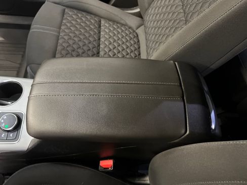 Used 2022 Chevrolet Blazer LT AWD/4WD image 29