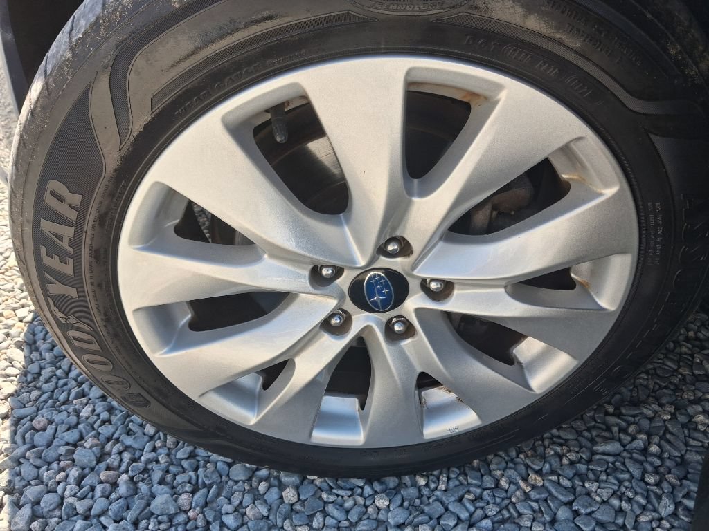 Used 2016 Subaru Legacy 2.5i Premium AWD/4WD image 15