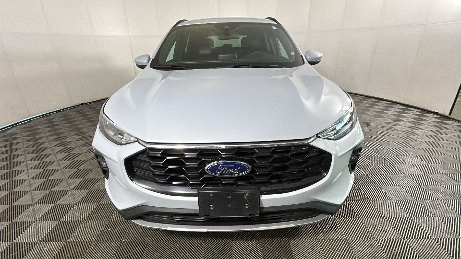 Used 2025 Ford Escape ST-Line Select AWD/4WD image 8