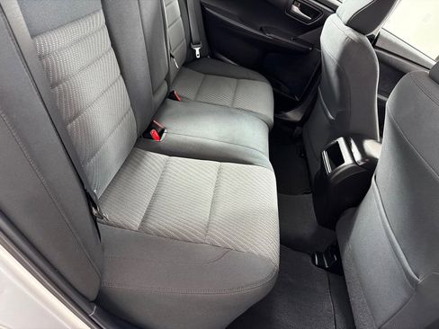 Used 2015 Toyota Camry LE image 20