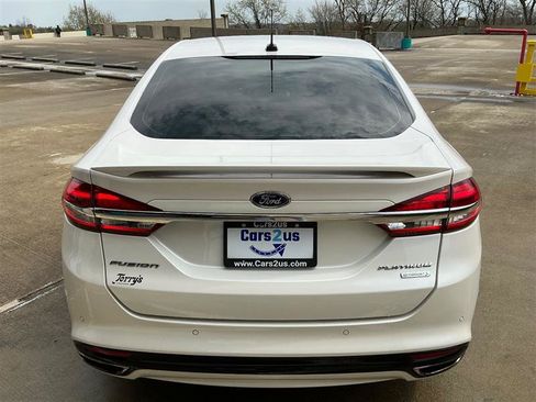 Used 2017 Ford Fusion Platinum image 5