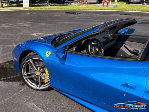 Used 2019 Ferrari 488 Spider RWD image 46