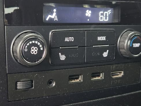 Used 2018 GMC Yukon SLT w/ Open Road Package image 7