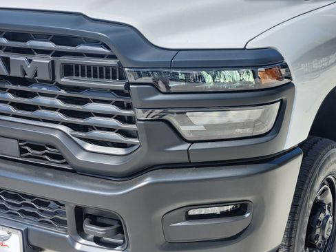 New 2026 RAM 2500 Tradesman AWD/4WD image 8