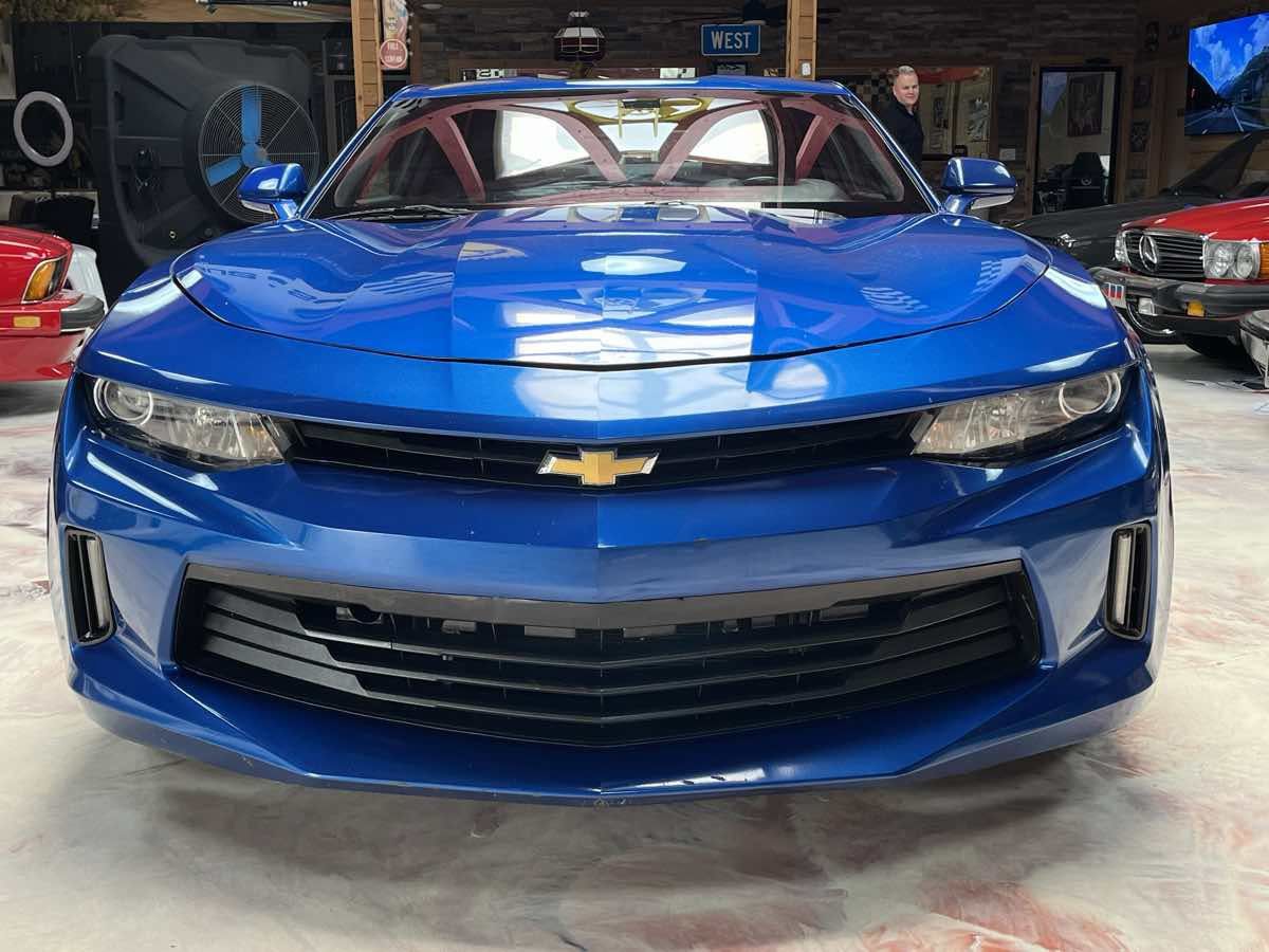 Used 2016 Chevrolet Camaro LT RWD image 3