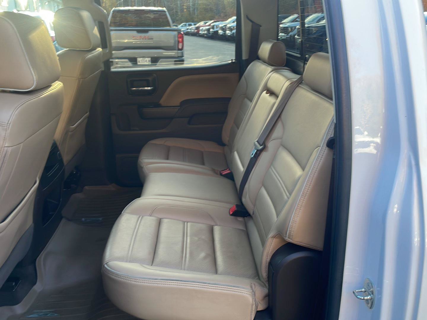 Used 2017 GMC Sierra 1500 Denali w/ Denali Ultimate Package AWD/4WD image 15