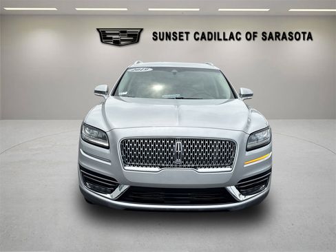 Used 2019 Lincoln Nautilus Select w/ Cargo Utility Package FWD image 2