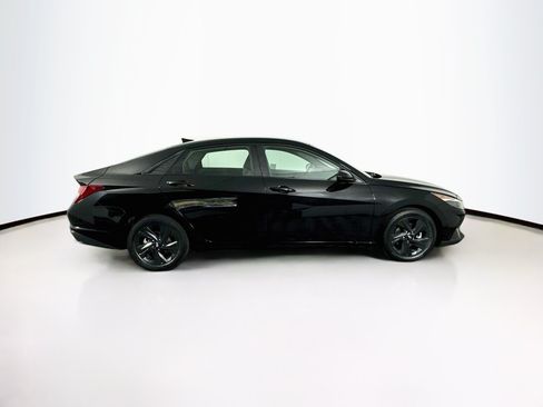 Used 2022 Hyundai Elantra SEL w/ Cargo Package FWD image 10