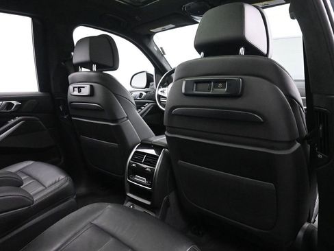 Used 2019 BMW X7 xDrive40i w/ Premium Package AWD/4WD image 23