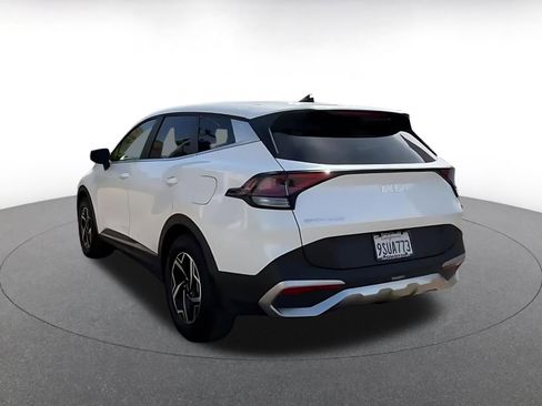 Used 2025 Kia Sportage LX FWD image 11