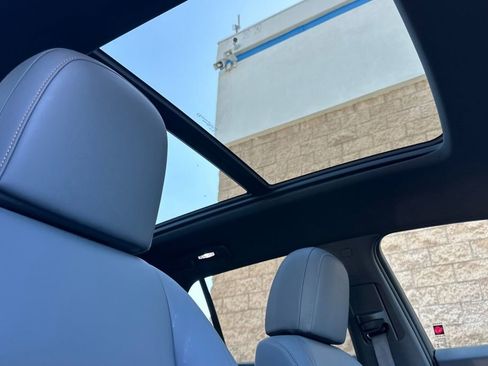 Used 2024 Honda Prologue Touring image 19