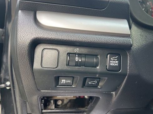 Used 2016 Subaru Forester 2.5i Limited image 14
