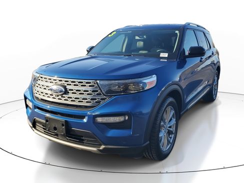 Used 2023 Ford Explorer Limited image 3
