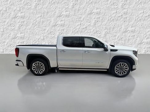 Used 2023 GMC Sierra 1500 Denali Ultimate image 2