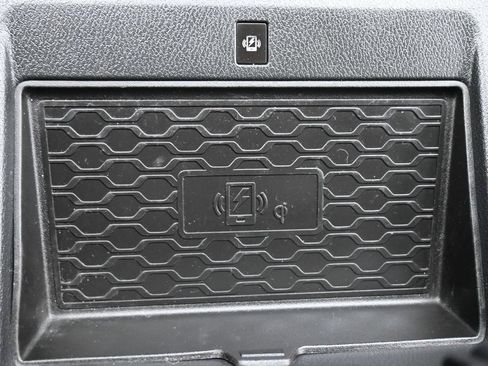 Used 2023 Nissan Frontier PRO-4X w/ Pro-4X Premium Package AWD/4WD image 16