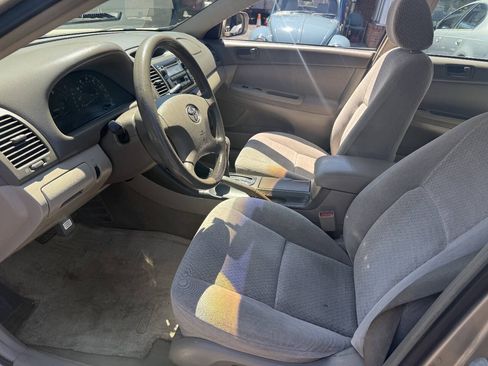Used 2003 Toyota Camry LE FWD image 9