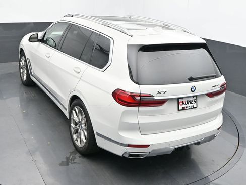 Used 2022 BMW X7 xDrive40i w/ Executive Package image 33
