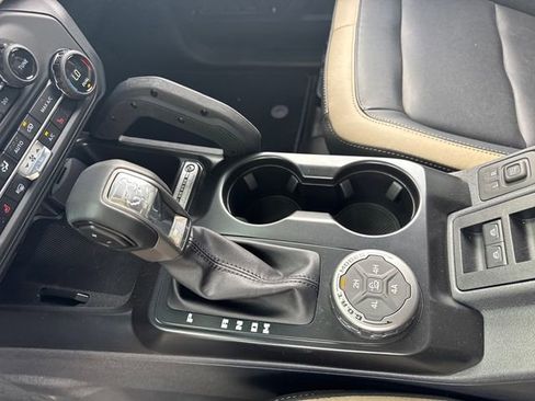 Used 2025 Ford Bronco Big Bend w/ Black Diamond Package image 21