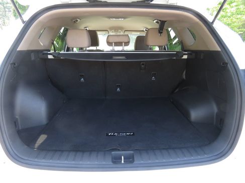 Used 2021 Hyundai Tucson Value AWD/4WD image 17