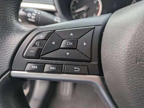 Used 2022 Nissan Altima 2.5 SV AWD/4WD image 10